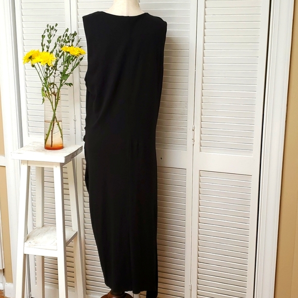 Torrid Size 3X Black Sleevless V-Neck Wrap Dress With Ruching. - Picture 4 of 7